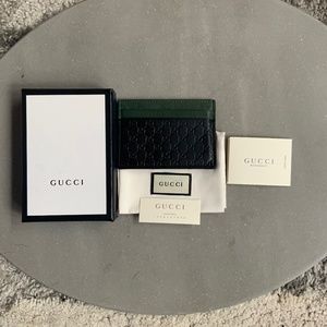 Authentic two-tone Microguccissima Gucci Card Holder (Red/Green)